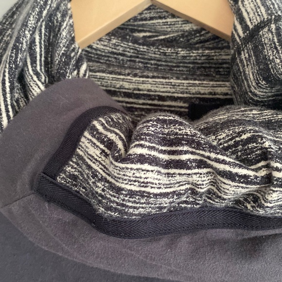 Lululemon Wrap jacket coat sweater grey size 4 Savasana - Picture 4 of 12